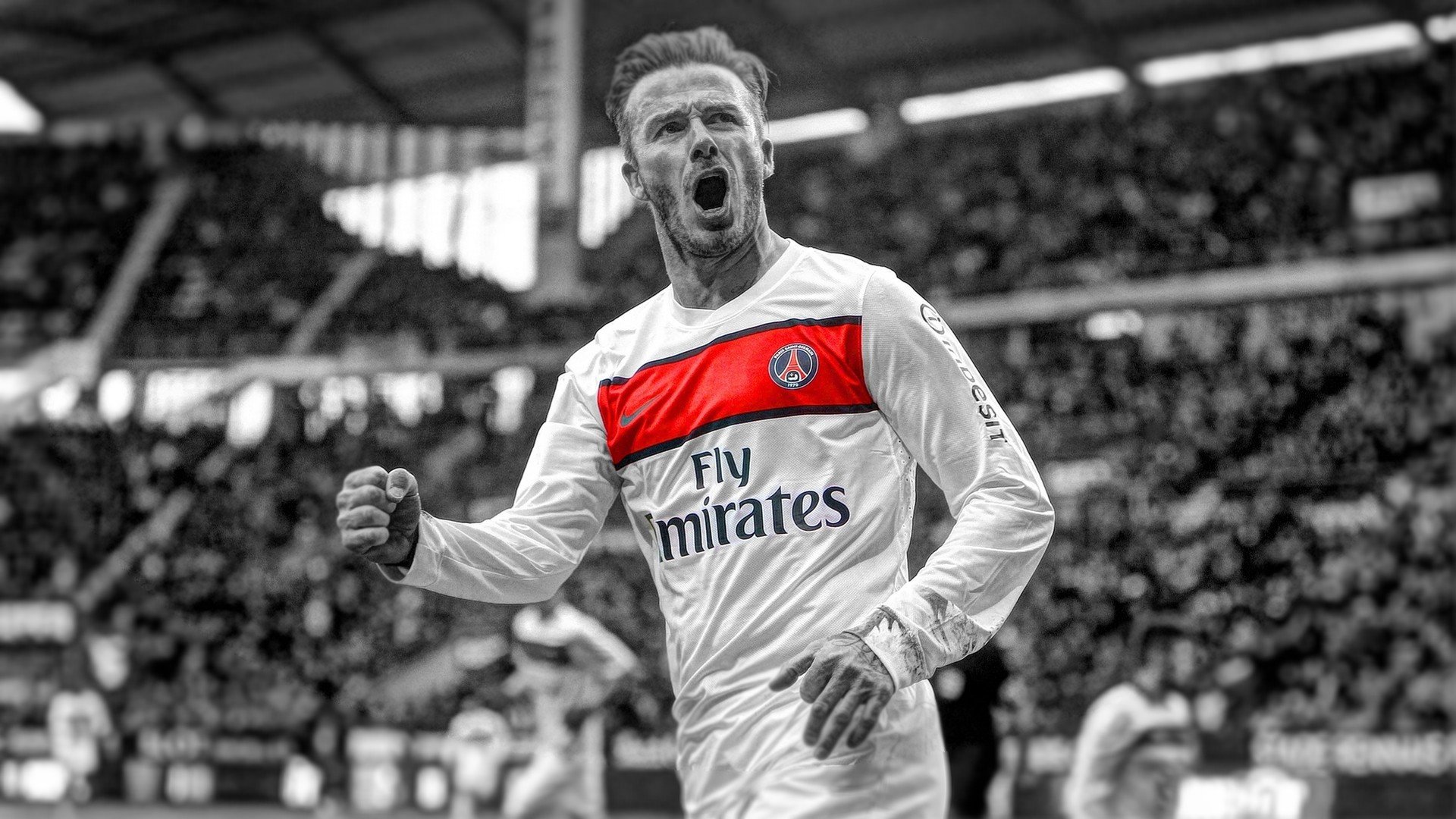 开云体育官网-梅西球迷高唱助威，那不勒斯破荒之夜，足球，从来不只是一个人的信仰，梅西球迷高歌助威，那不勒斯破荒之夜，足球，从来不只是一个人的信仰